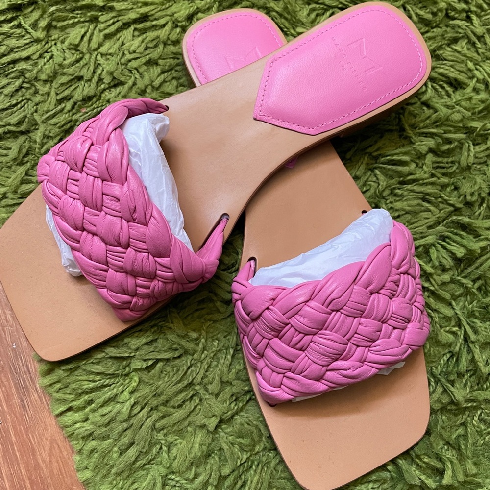 Marc Fisher sandals